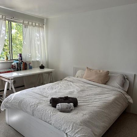 Tranquil Stay For Your Getaway! Ванкувър Екстериор снимка